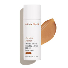 Essential Defense Mineral Shield SPF 32 Tinted Sunscreen for Face. This Lightwei