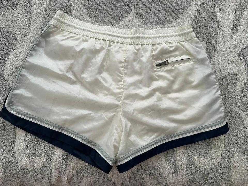 Dolce & Gabbana Blanco Vintage Nylon Temática Italia Ropa de Playa Colección Talla M - Imagen 4 de 4