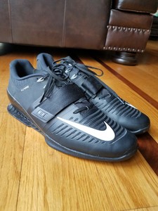 romaleos 3 triple black