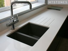 WHITE QUARTZ KITCHEN COUNTERTOP QUARTZ SAMPLE QUARTZ & GRANITE  KITCHEN WORKTOP