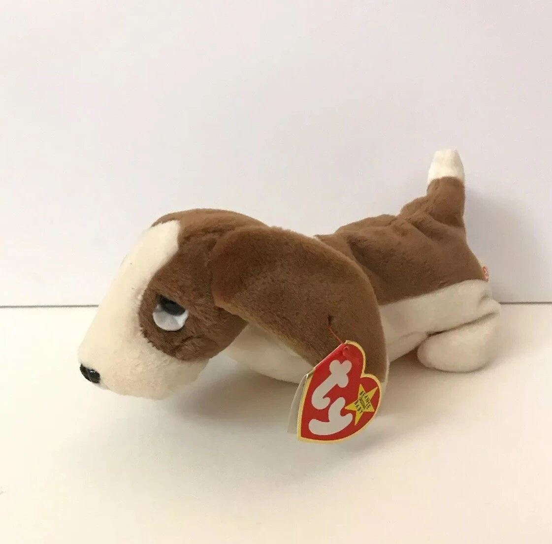 Basset hound top beanie baby