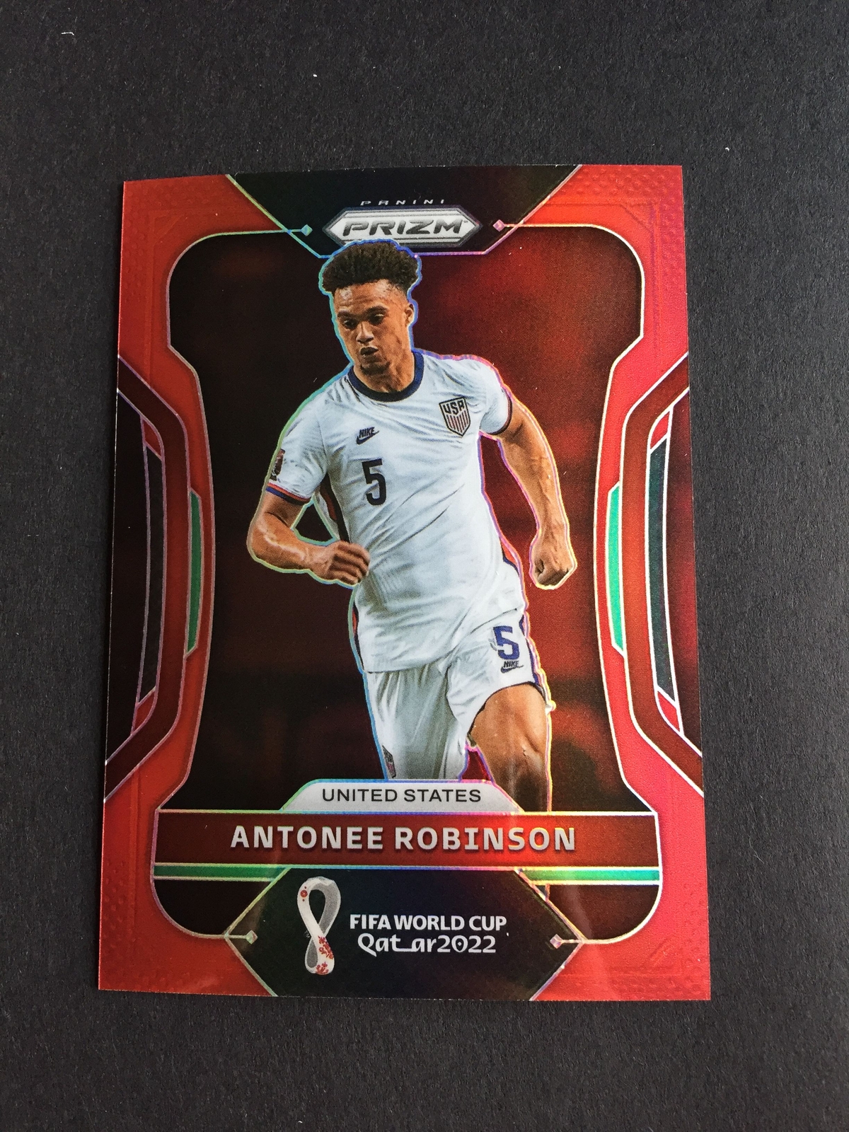 2022 Panini Prizm World Cup Antonee Robinson Red 364/399 Fulha USA USMNT