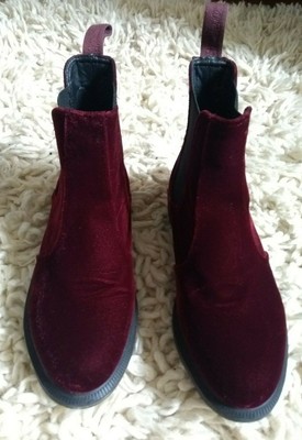 flora chelsea boot velvet