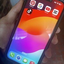 Iphone 15 plus With TikTok And CapCut