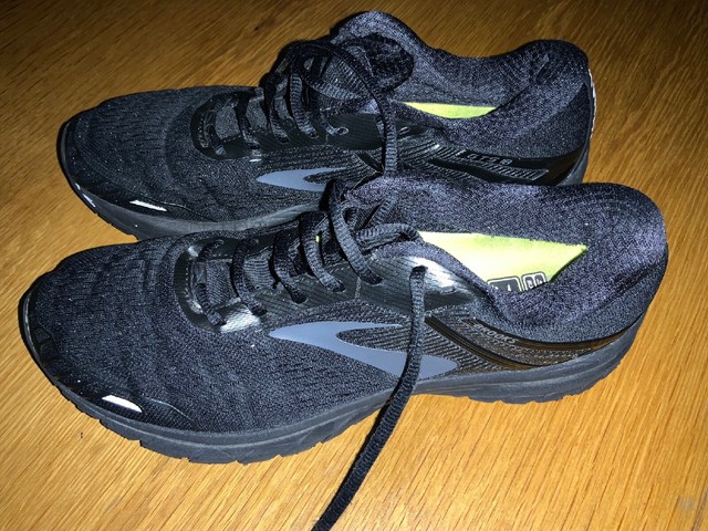 brooks hyperion mens for sale