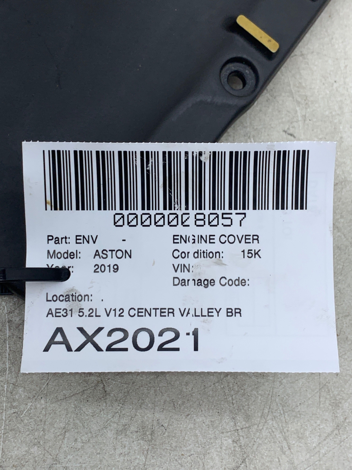 2019 ASTON MARTIN DBS SUPERLEGERRA AE31 5.2L V12 CENTER VALLEY COVER PLATE