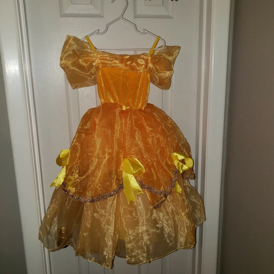 Vestido Princesa Bella con Zapatos, Guantes, Tiara 4T/5T Foto 3 de 3