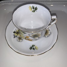 Crown Royal Bone China England Cup & Saucer Y...