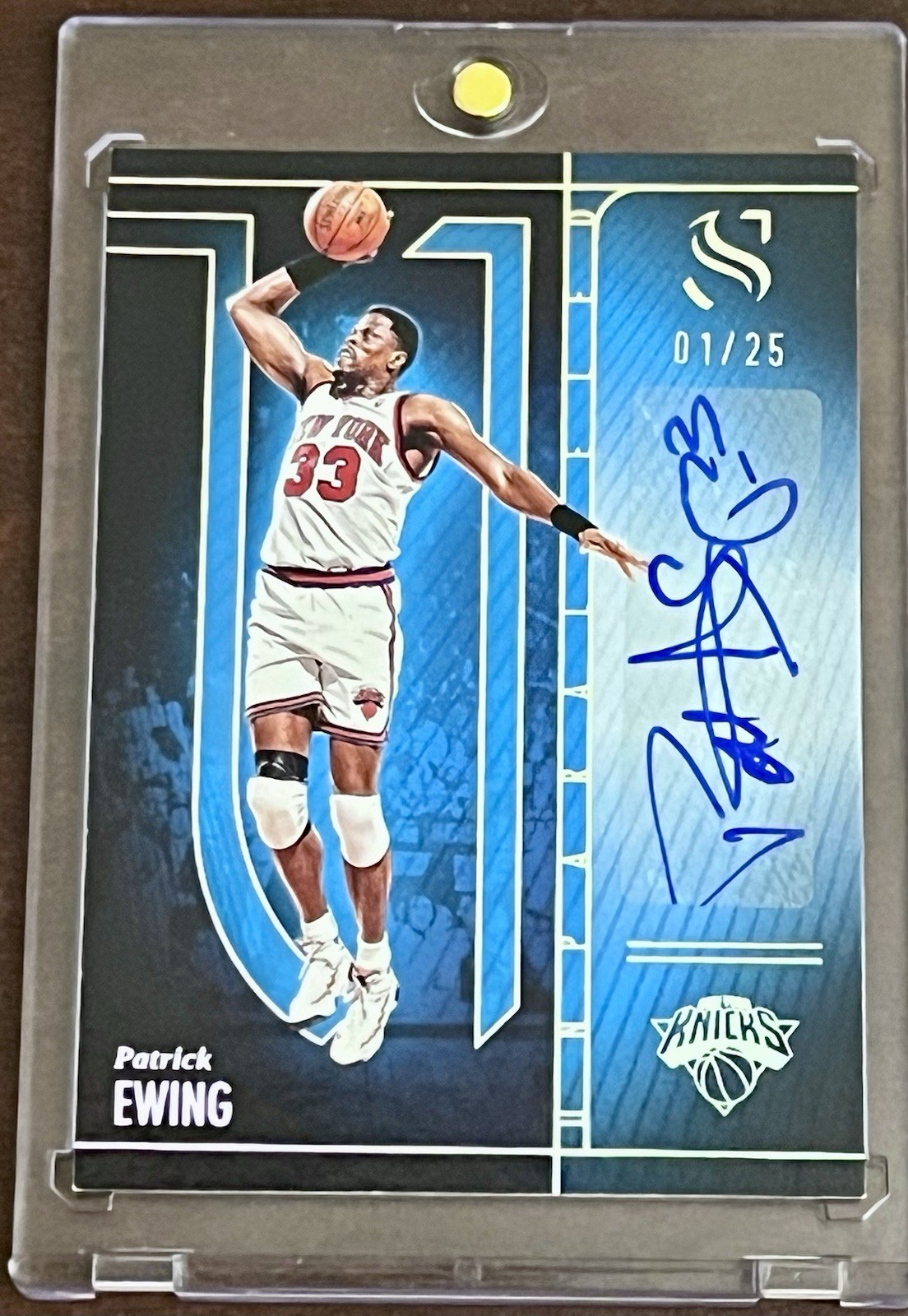 2024-25 Panini Silhouette Patrick Ewing Knicks Auto #d 01/25 Bookend Legend