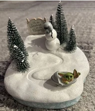 Star Wars St Nicholas Square The Mandallorian Grogu Sledding Table Top Decor