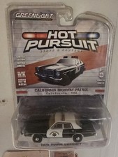 Greenlight Hot Pursuit 1977 Plymouth  Fury Enforcer Police 