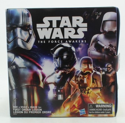Hasbro - Star Wars The Force Awakens 3.75'' Action Figures Builder Pack - 2015