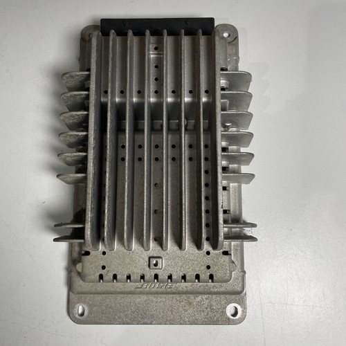 AUDI A4 B7 S-LINE 1.9 TDI DIESEL BOSE VERSTÄRKER MODUL 8E5035223E 2004 - 2008