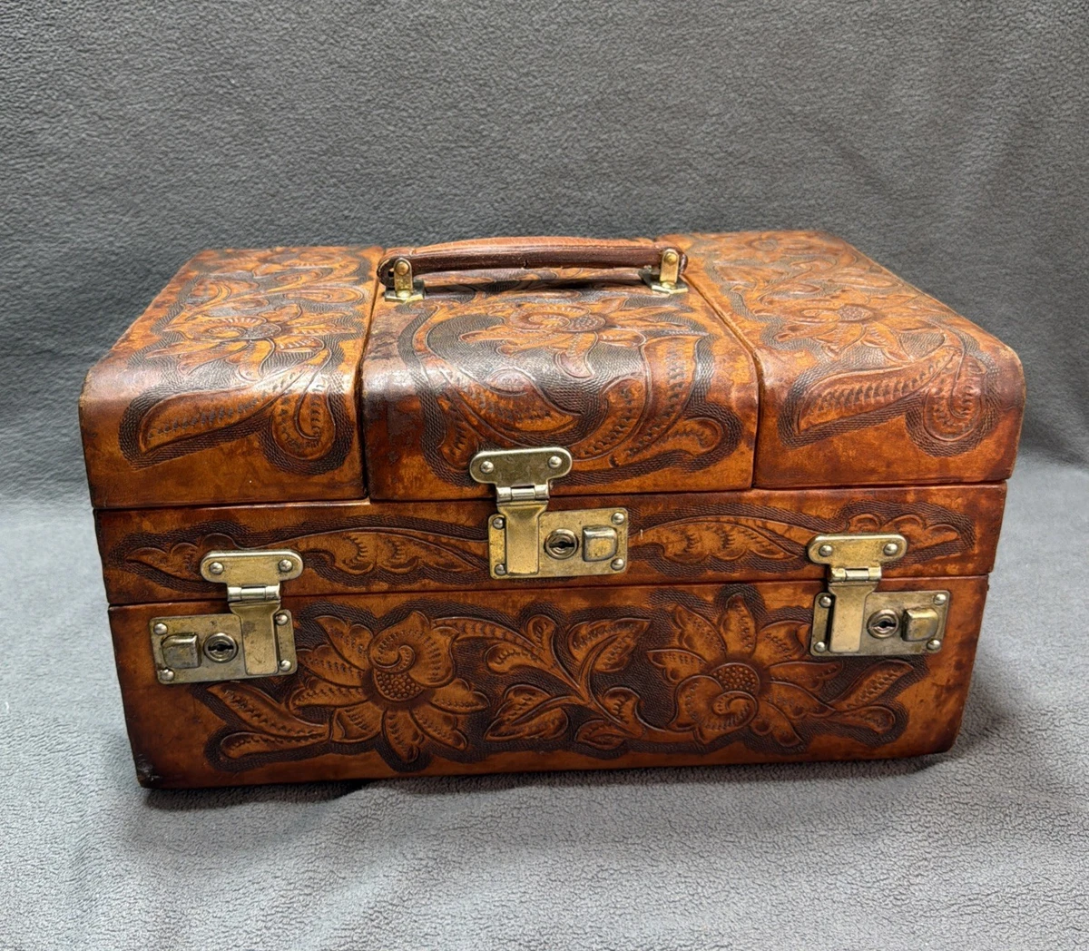 専用【値下げ‼︎】トムとジェリー トラベルトランク1970年代 ヴィンテージ 1970s Vintage Luggage & Vintage Travel Accessories for sale | eBay