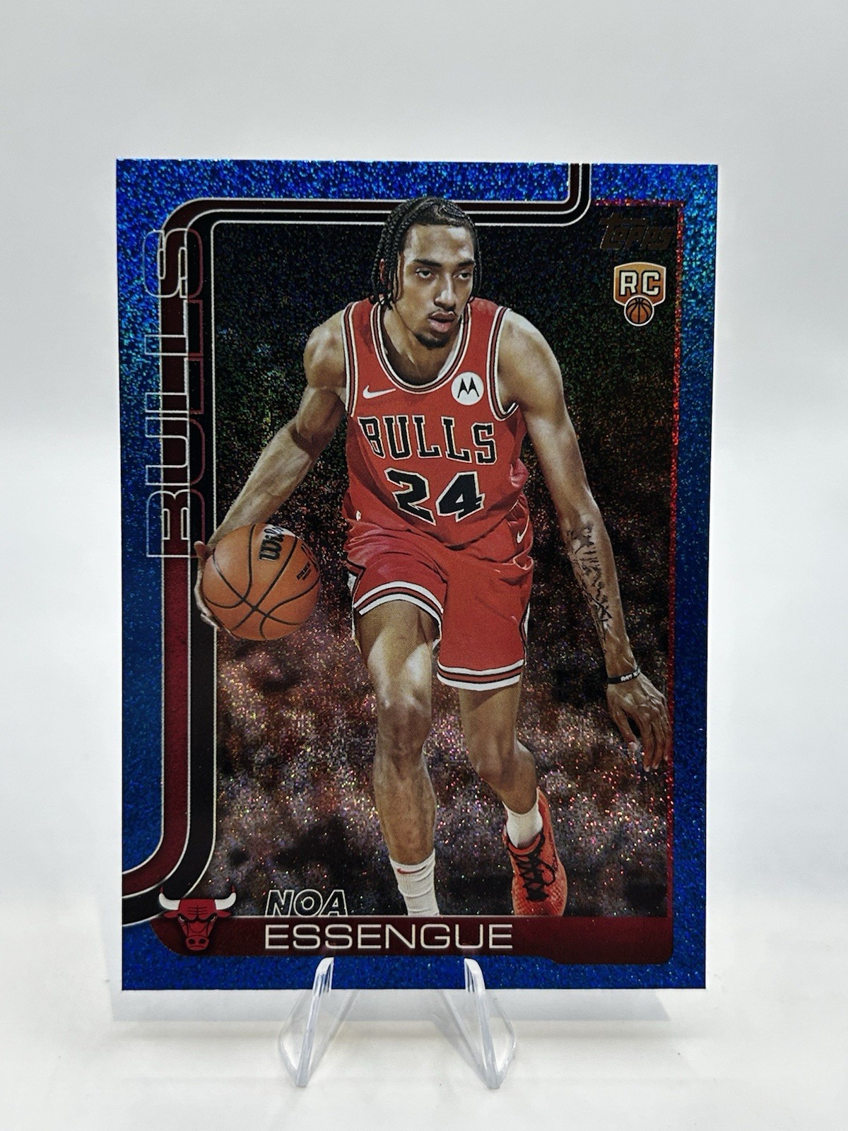 Noa Essengue 2025-26 Topps Rookie Blue Sand Glitter #212 Chicago Bulls