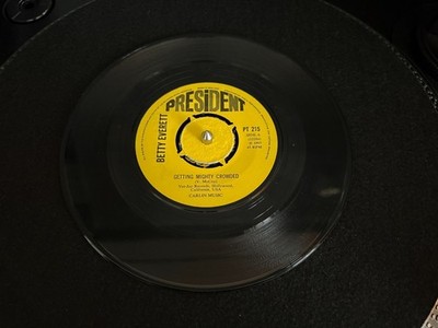 Betty Everett Getting Mighty Crowded / It's In His Kiss (UK 1965) 7'' Vinyl VG+