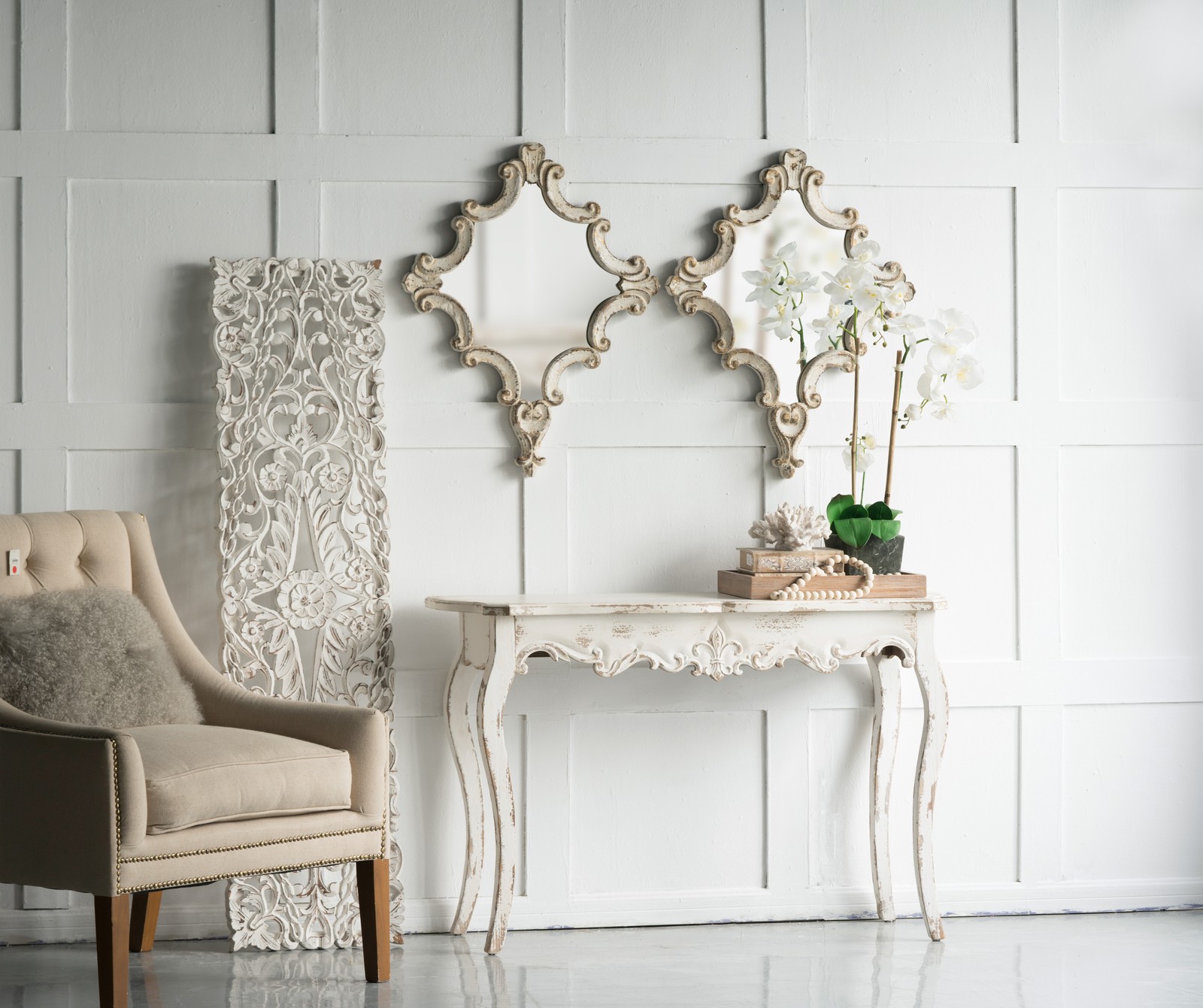 30" x 23.5" Artistic White Diamond Scrollwork Mirror, Home Accent Mirror