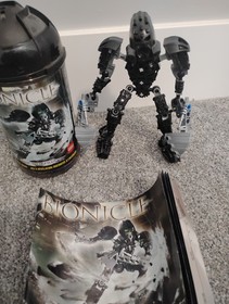 LEGO BIONICLE: Nokama (8602) and Whenua (8603), used, good condition