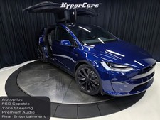 2022 Tesla Model X Base