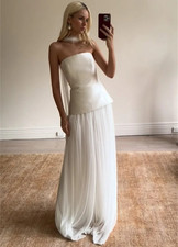 Pleated Wedding Dresses Elegant Strapless Bridal Gowns Tulle Floor-Length Gowns