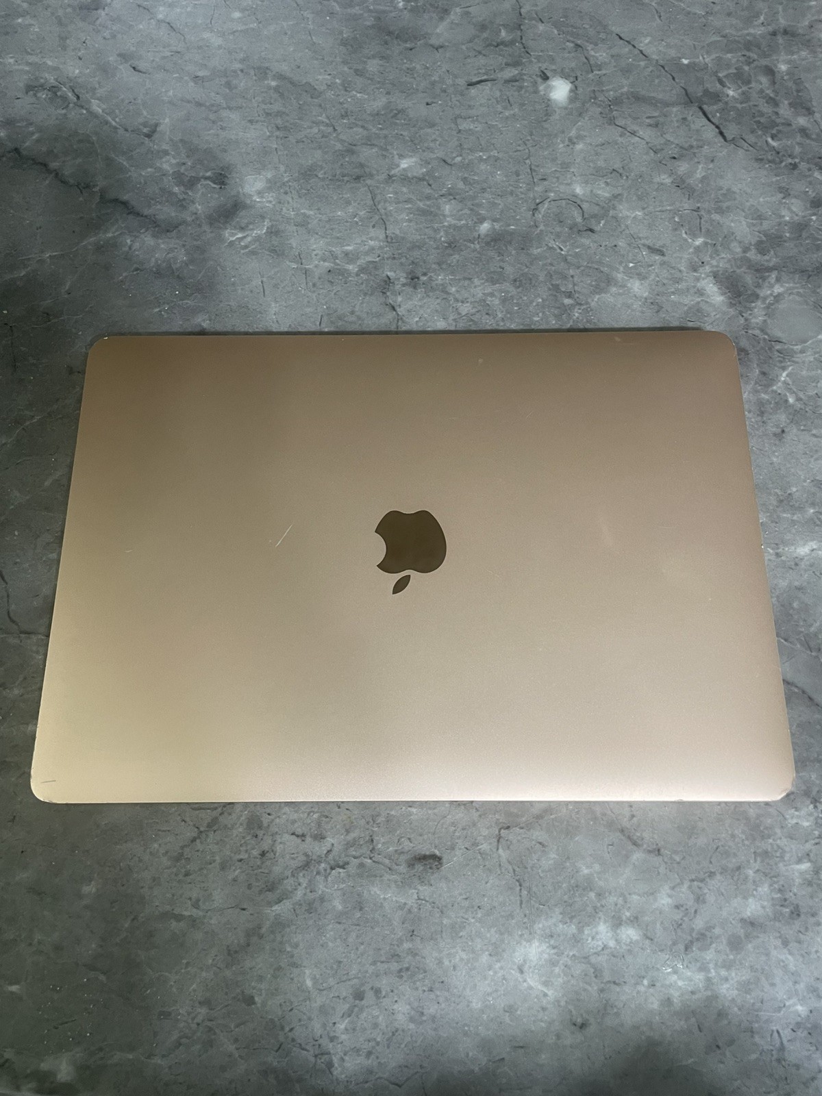 macbook air 2020 13 inch rosegold used