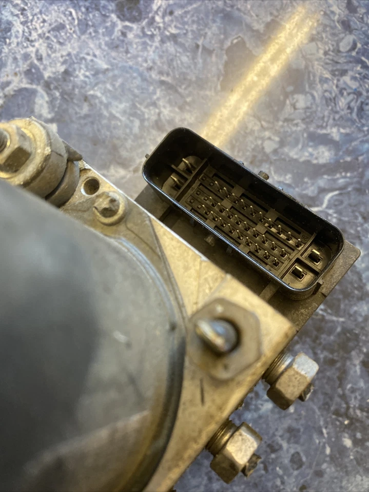 FORD FREESTYLE 500 ABS ANTI-LOCK BRAKE PUMP MODULE 6F93-2C346-AB OEM UNIT - Image 4 of 4