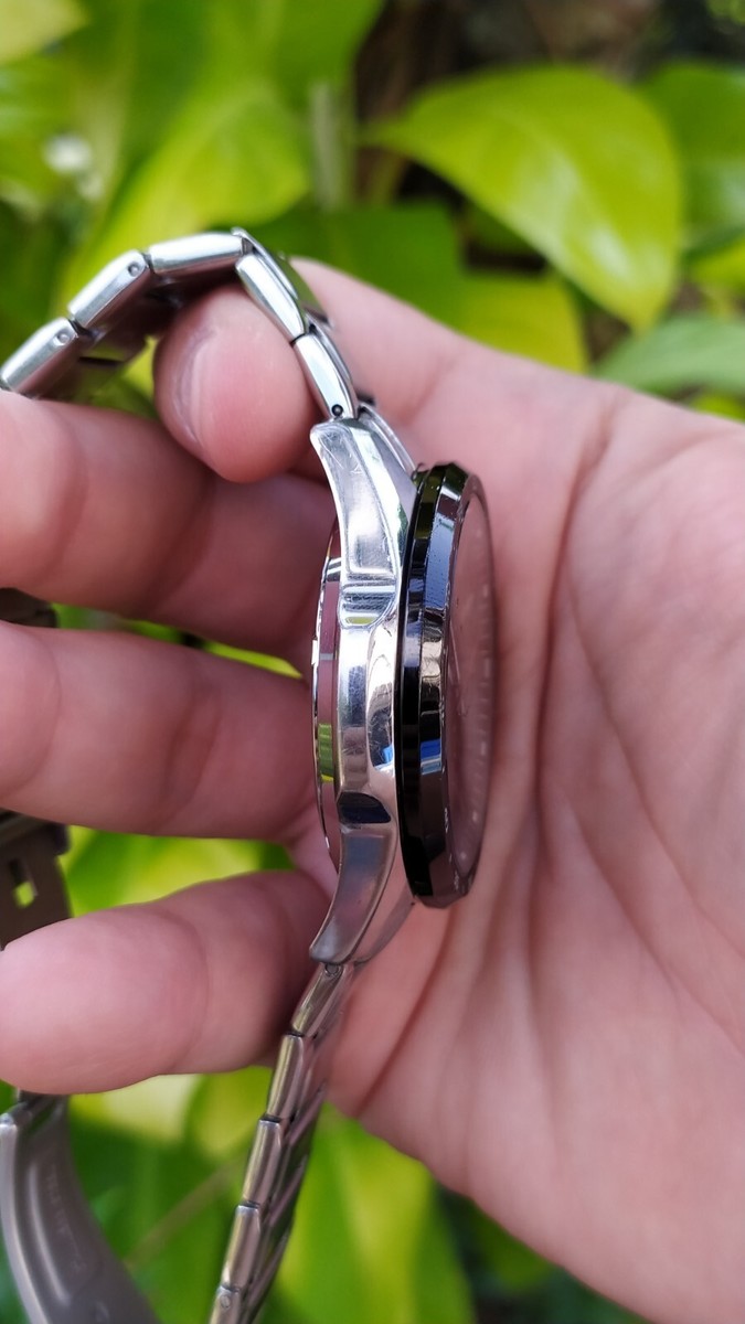 Casio Edifice Solar Powered EQS-900 Cal.5585 Battery Hold Good