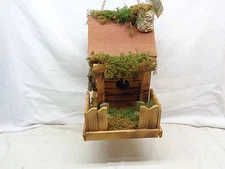 Craftline: The Country Charm Collection Indoor Mountain Crafted Bird House