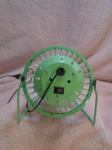 Mini USB Personal Desk Fan 4'' & Metal Quiet Portable & Free Angle - Picture 3 of 6