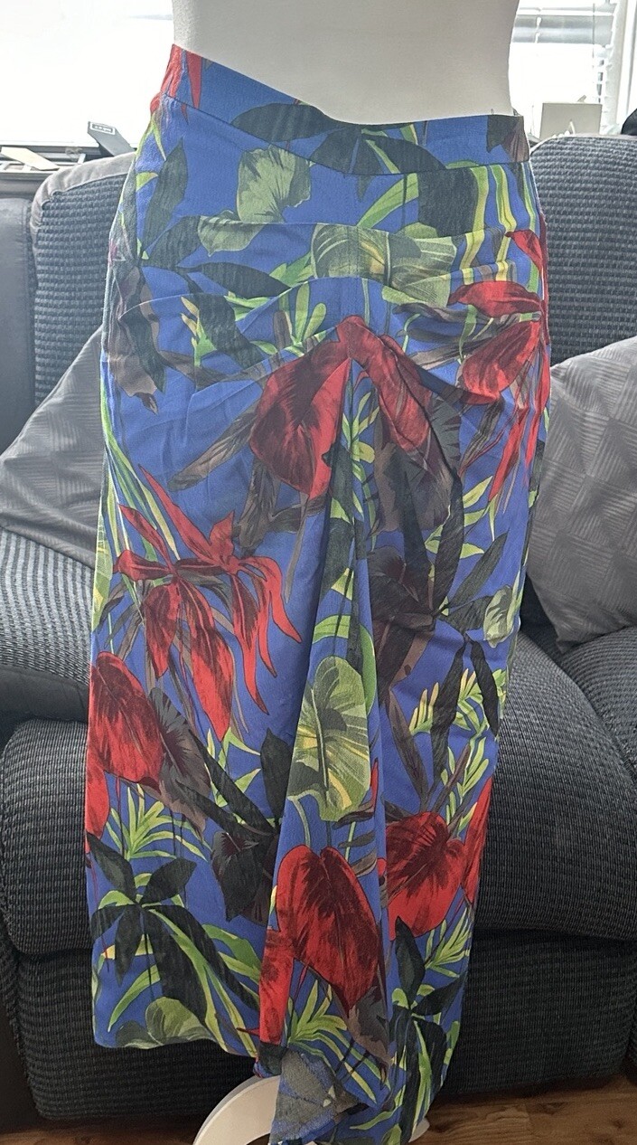 ladies size 12 lightweight blue floral gatherd front midi skirt bnwt rrp £18 image 7