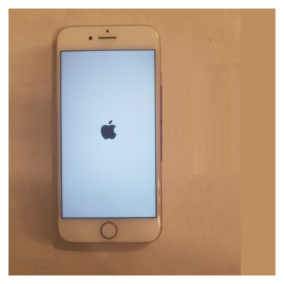 Apple iPhone 8 Unlocked Verizon At&t CDMA 64GB  128GB  256GB  GSM Excellent