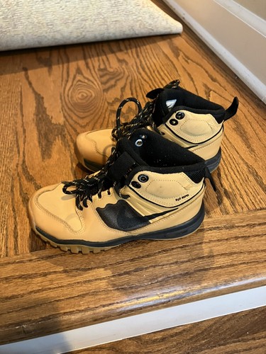 Boys Nike Rain And Snow Lace Up Winter Boots Size 12 - 第 2/8 張圖片