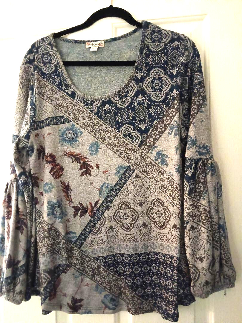 World Unity multicolor bell sleeve pull over boho… - image 1