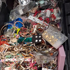 Craft  Jewelry Bracelets Necklaces Earrings Beads 50+ pcs Unsearched