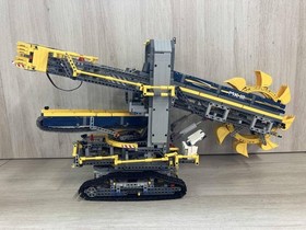 LEGO Technic Bucket Wheel Excavator 42055 In 2016 Used Retired As Is