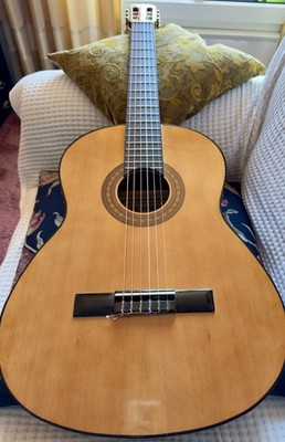 Einsteiger-Gitarre ''Hohner Modell No. MC 06''