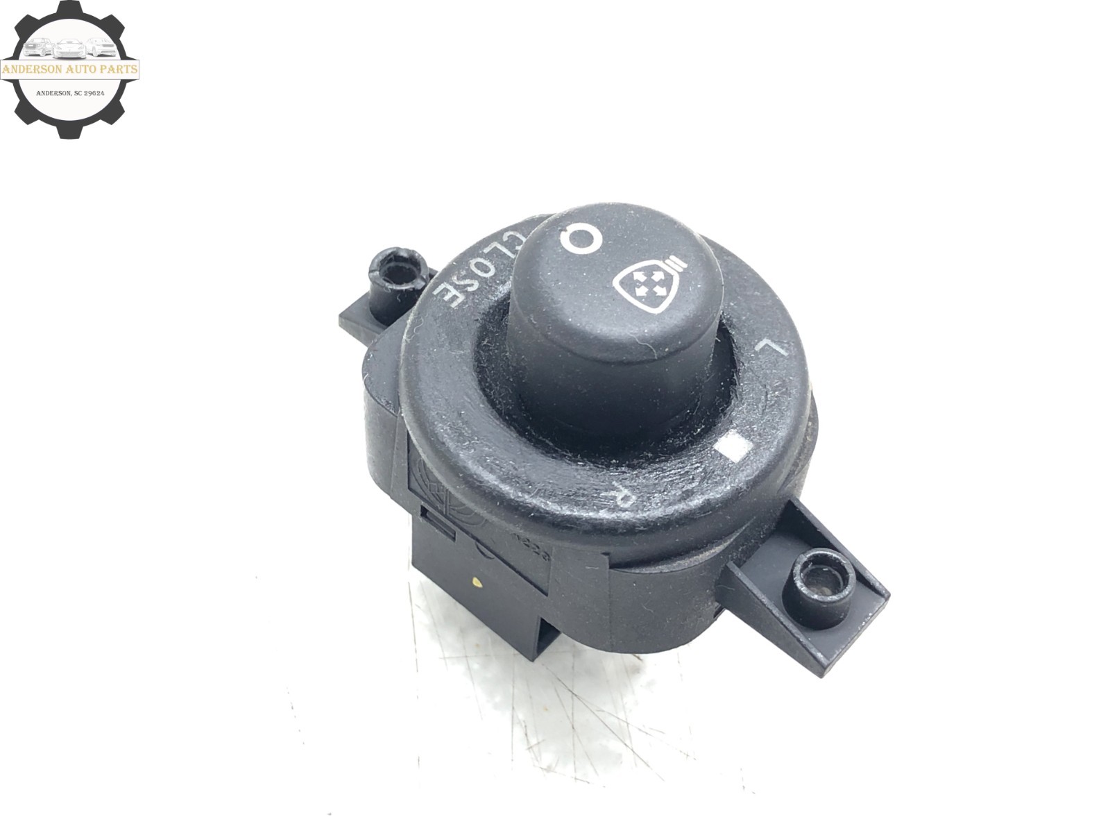 2003-2019 MASERATI GRANTURISMO M145 FRONT DOOR MIRROR CONTROL SWITCH BUTTON OEM