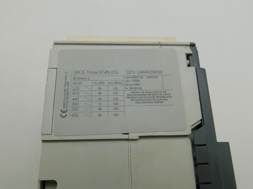 XT4NU3150AFJ000XXX - ABB 250A AMP 3P POLI 600V 25kA@480V BULLONE SU INTERRUTTORE - U - Foto 7 di 10