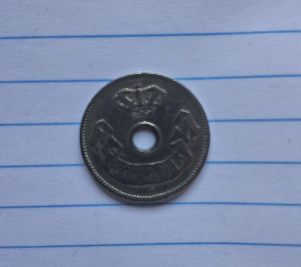 Romania 10 Bani KM# 32 Coin Carol 1 Copper Nickel Leu currency  - Image 2 of 2