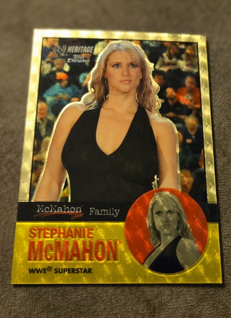 Stephanie mcmahon 2007 topps chrome heritage superfractor wwe card /25