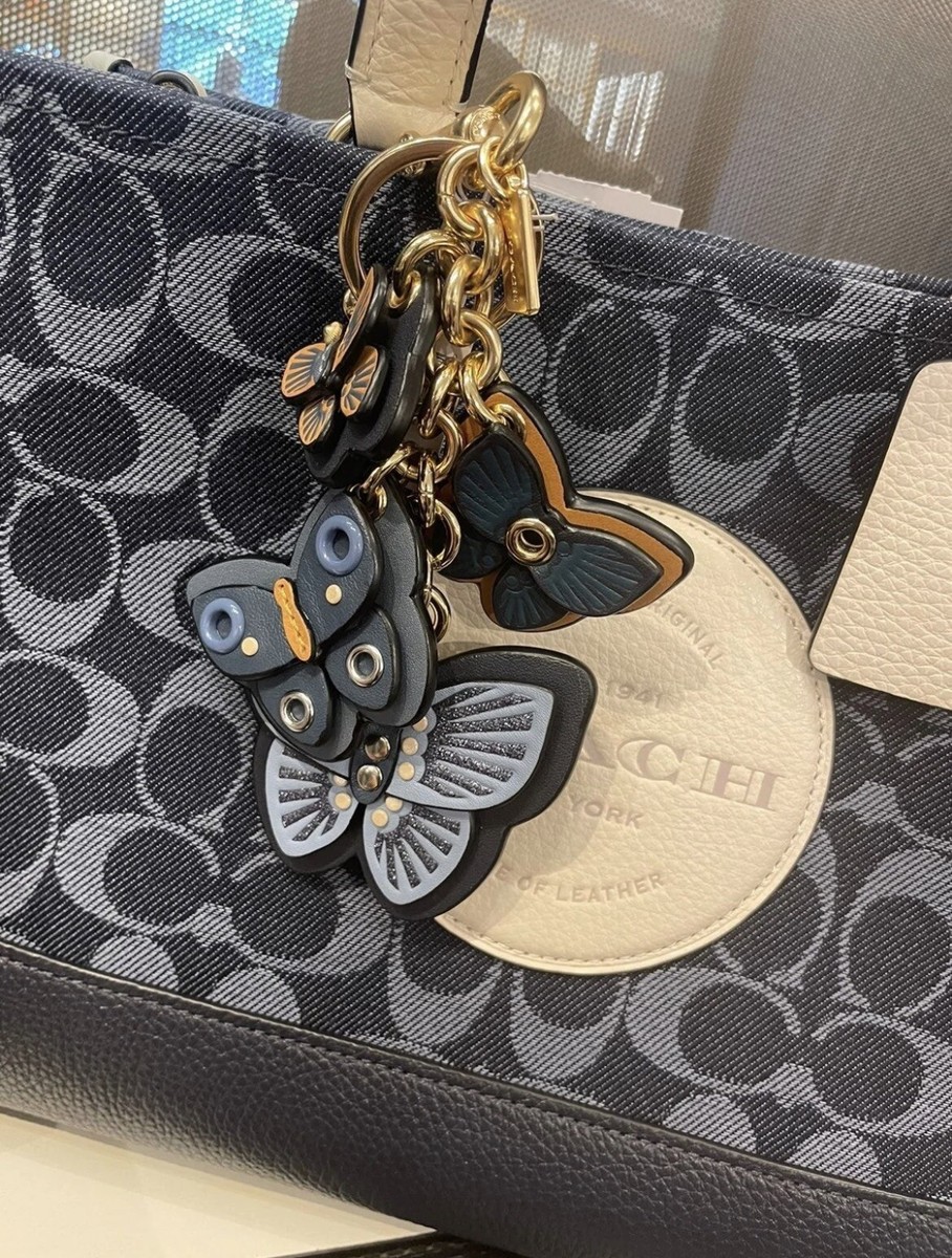 ✨新品✨COACH バタフライ クラスター バッグ チャーム デニム マルチ $_12.JPG?set_id=880000500F