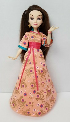 descendants lonnie doll