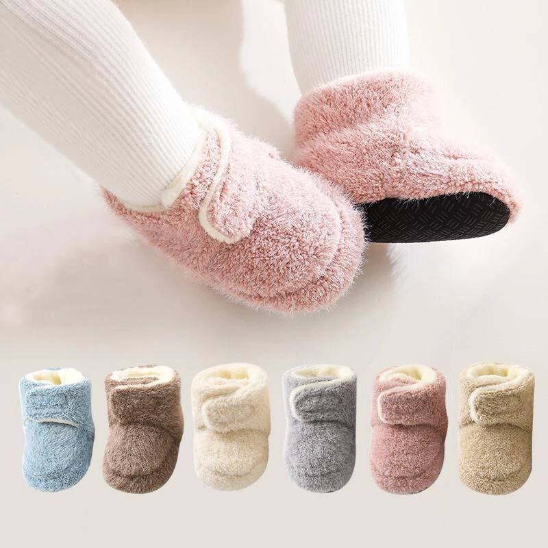 Baby boy best sale fleece booties