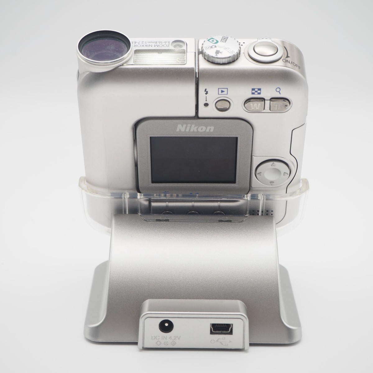 N.Mint] Nikon COOLPIX SQ Digital Compact Camera Silver w/Charger