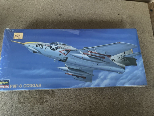 Grumman F9F-8 Cougar (designed to be used with Hasegawa