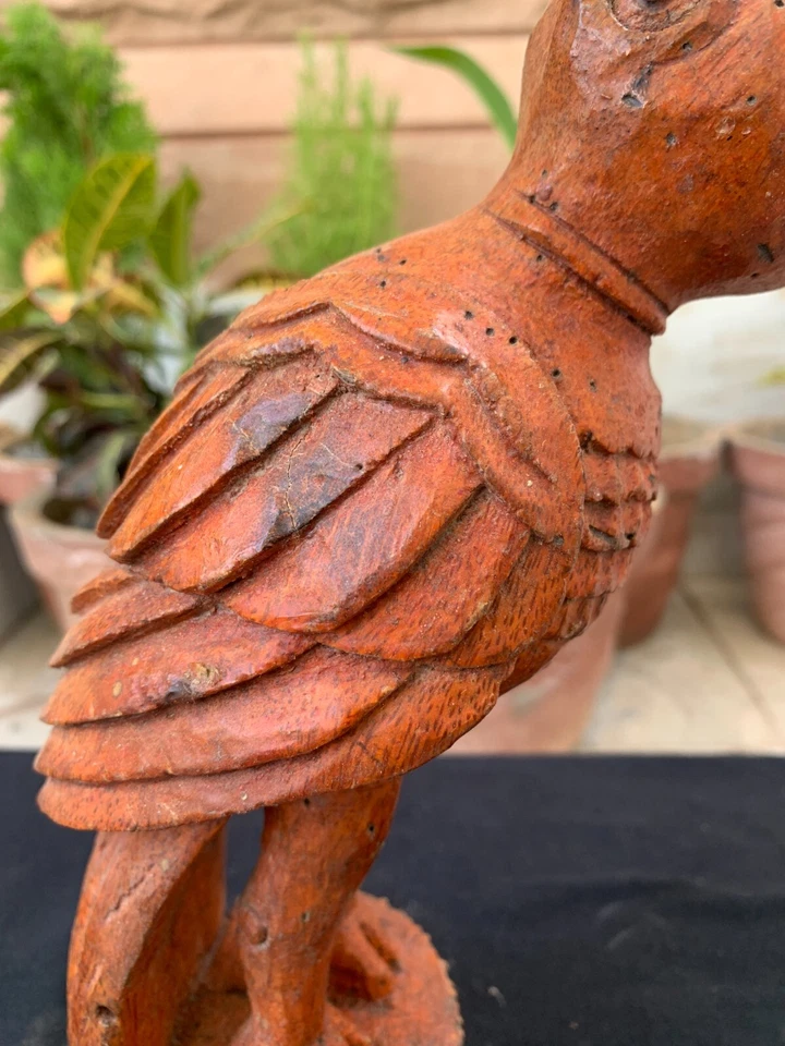 Antigua estatuilla decorativa de pájaro águila de madera hecha a mano de colección Foto 4 de 4