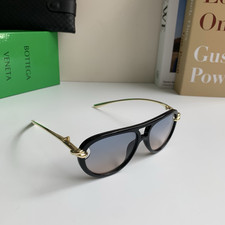 Bottega Veneta BV1391 Sunglasses Black Frame Gradient Lens 57-18-150
