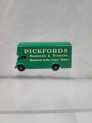LESNEY MATCHBOX No. 46 Pickfords Removal Van England 1960s Diecast Classic Green