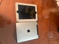 2 Apple ipads parts only no plugs broken screen on 1