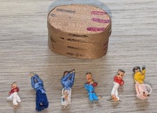 Vintage Guatemalan Worry Dolls Set of 6 Painted Wood Box Hand Made in Guatemala